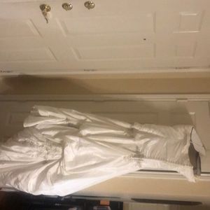 white color, stain easy to remove